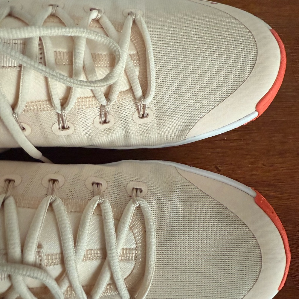 Nike Metcon 6 Beige Coral Trainers (Women’s) - Picture 11 of 12